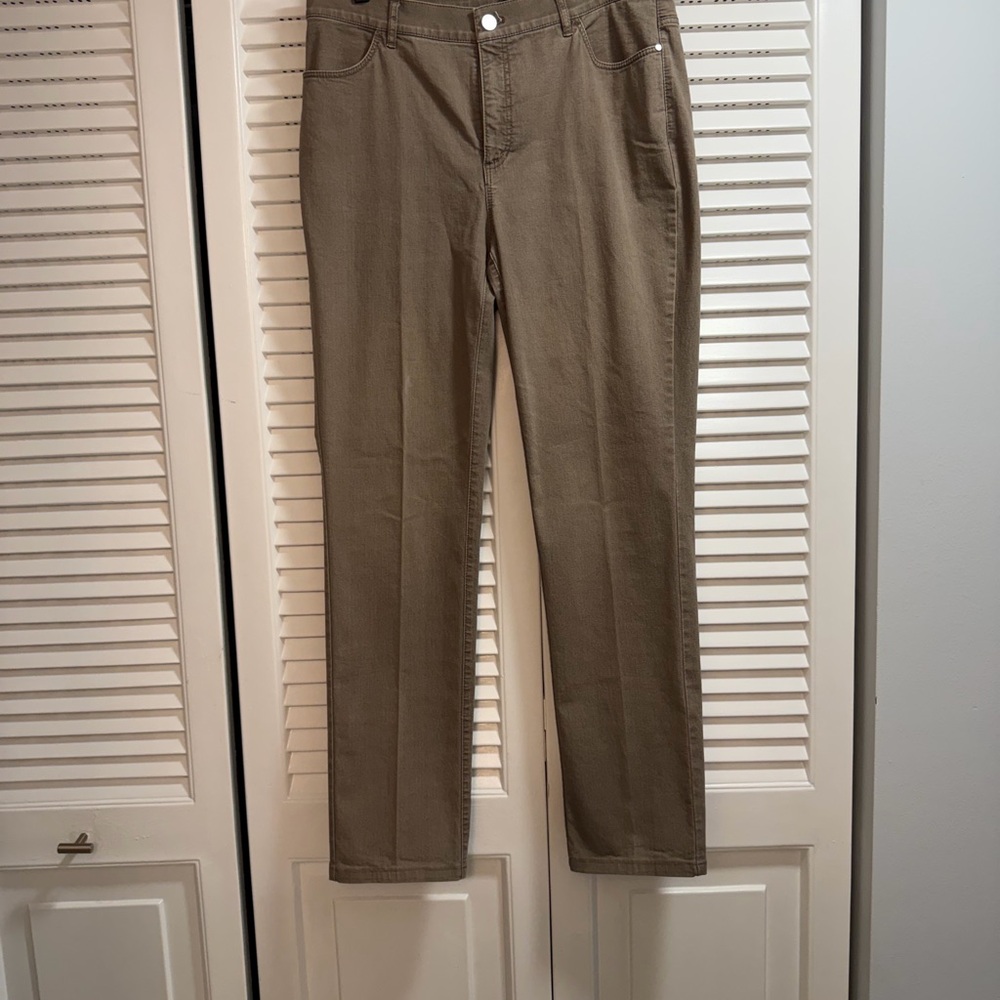 Lafayette 148 New York Taupe Jean